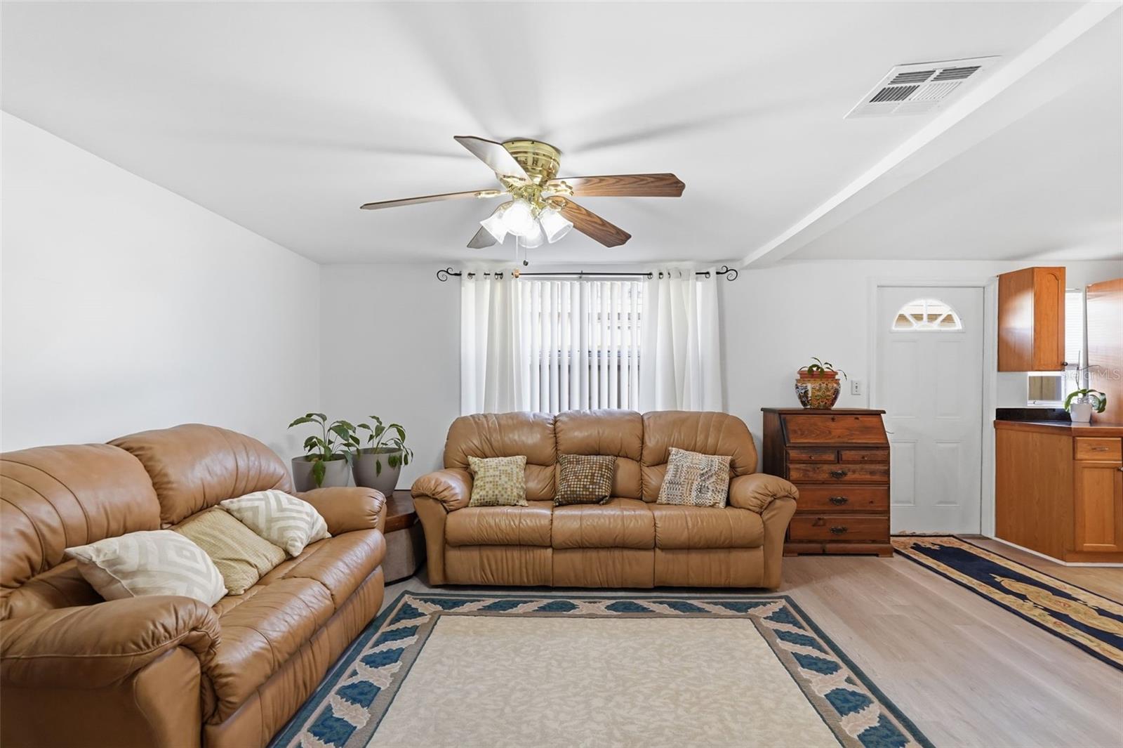 MA BY GLAD GARDENS - Residential