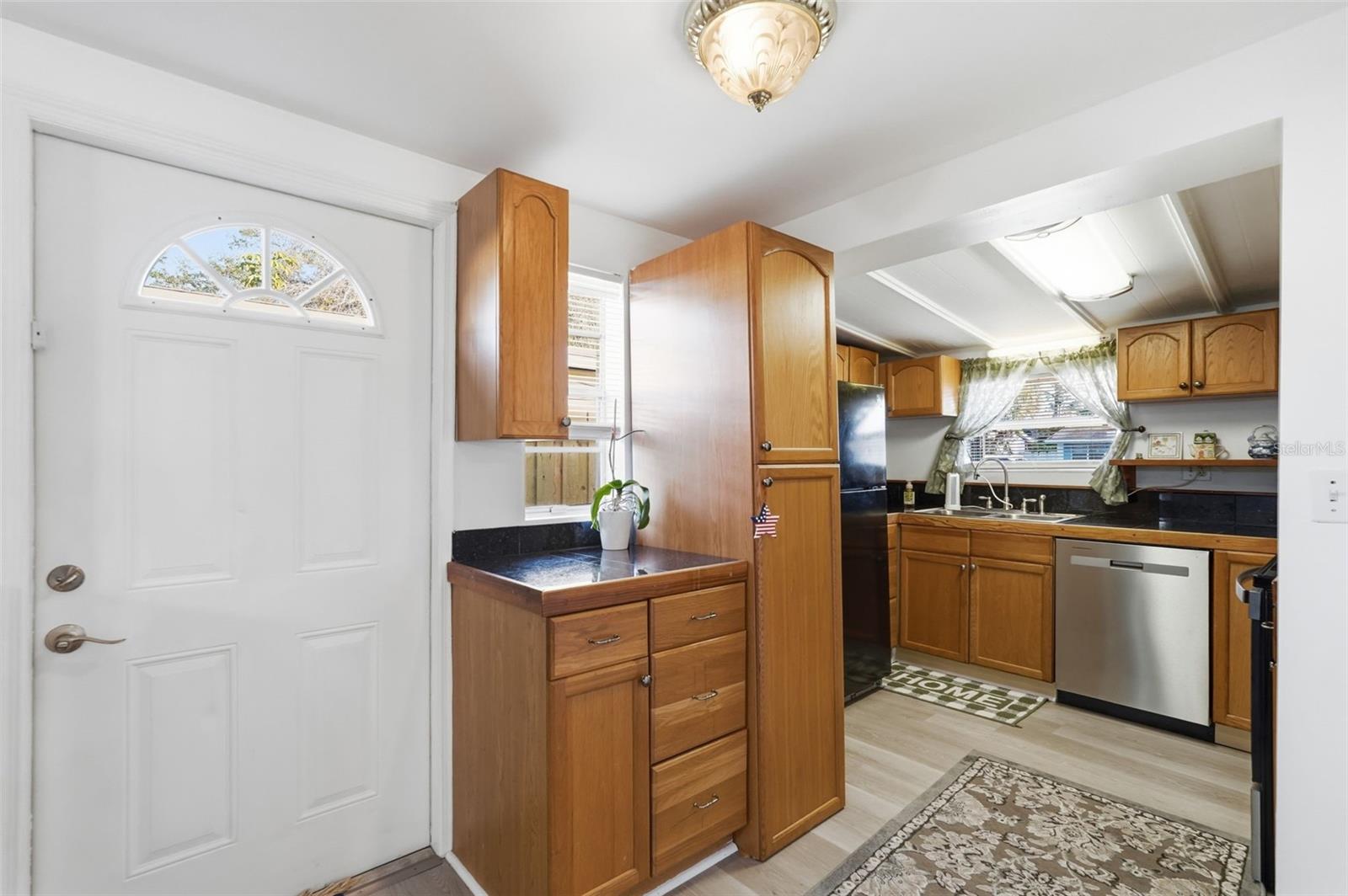 MA BY GLAD GARDENS - Residential