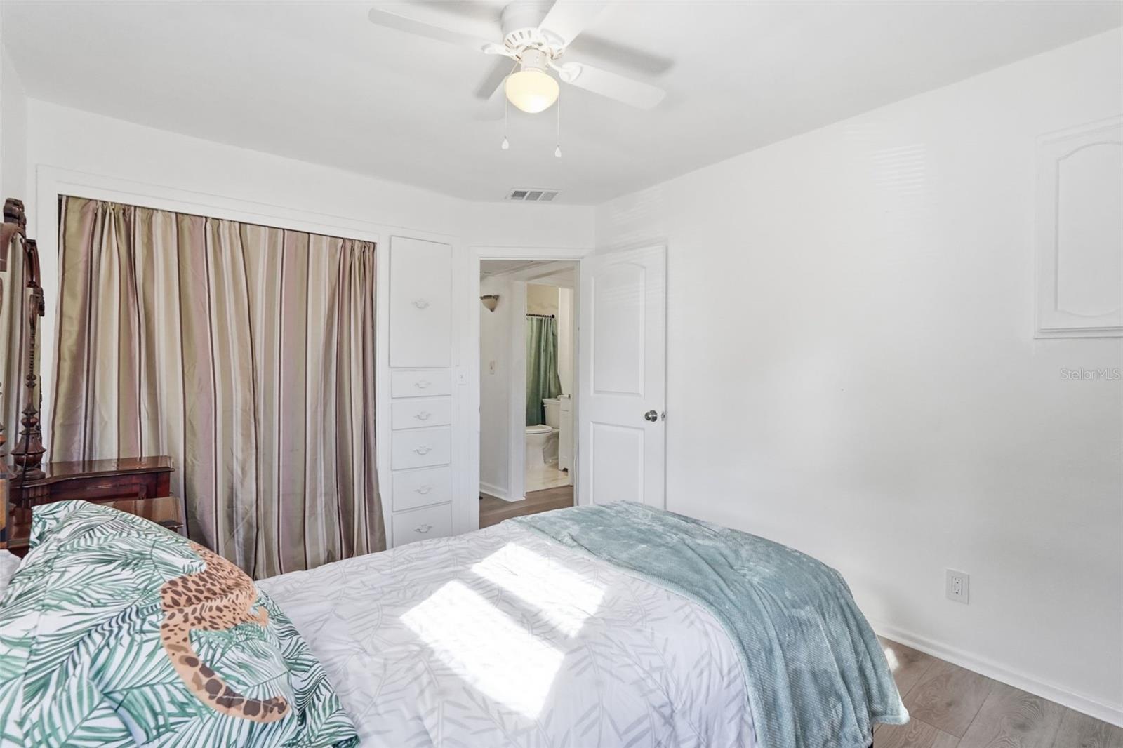 MA BY GLAD GARDENS - Residential