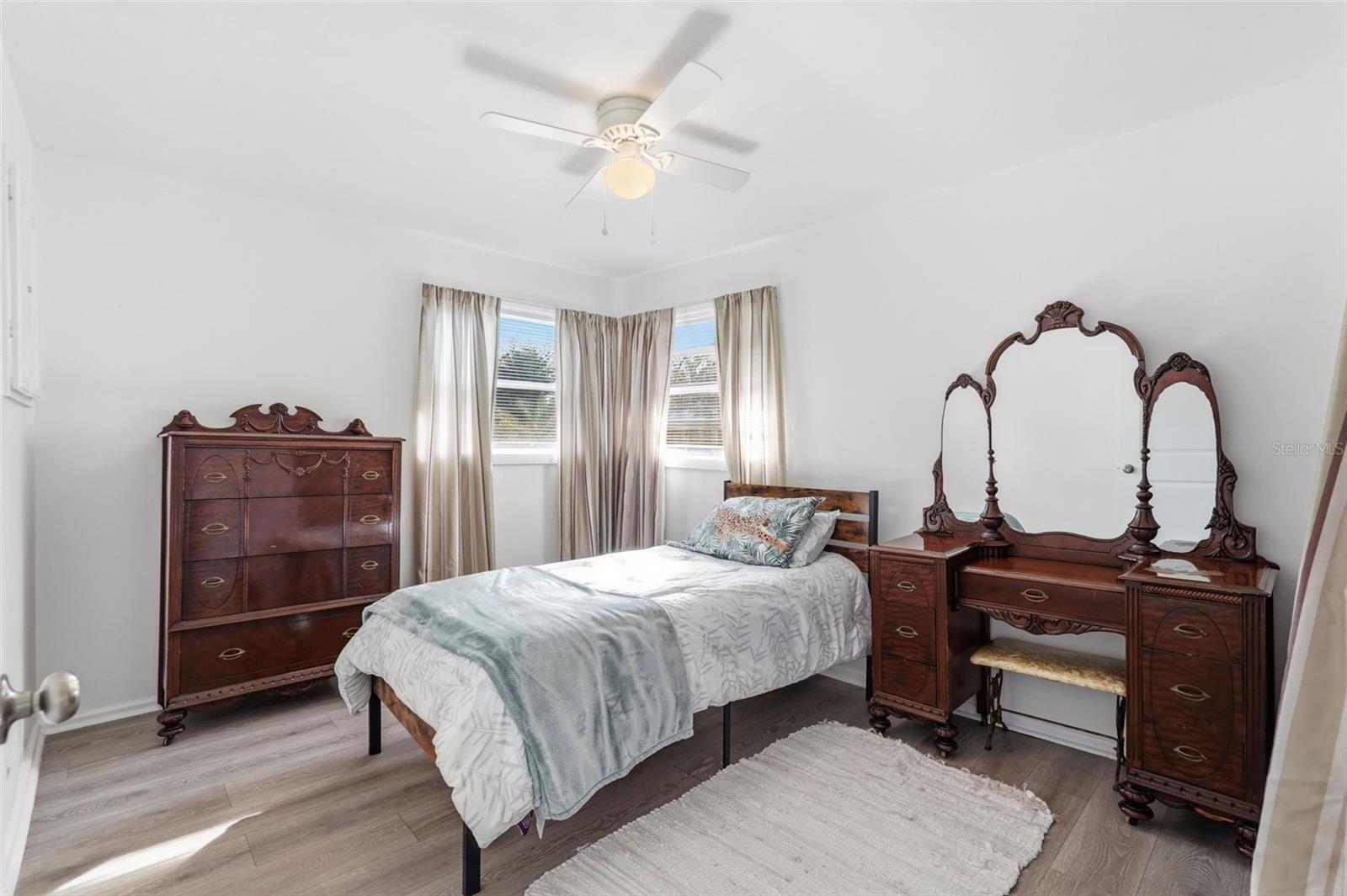 MA BY GLAD GARDENS - Residential