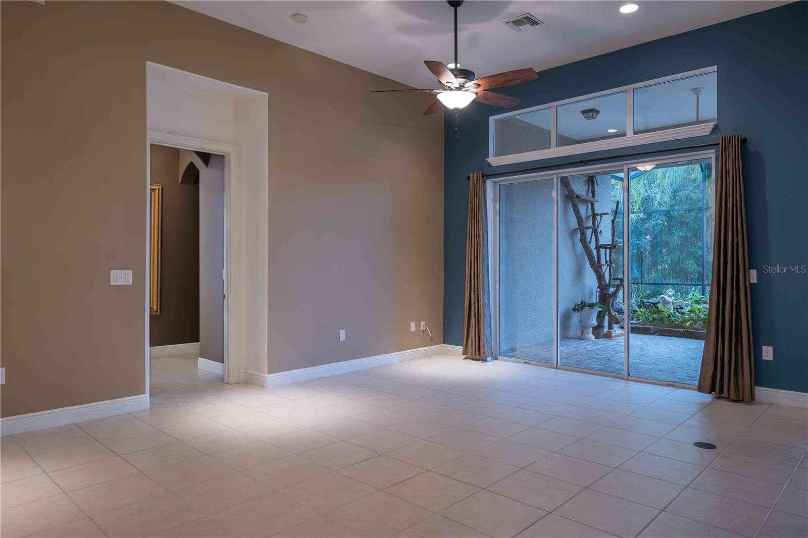 38633 LAKEVIEW WALK