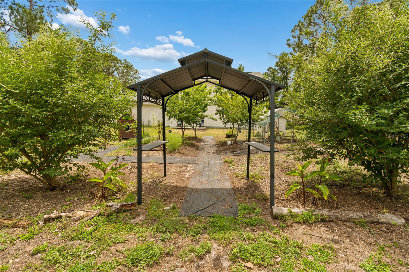 BAY LAKE RANCH UNIT 3 - Residential