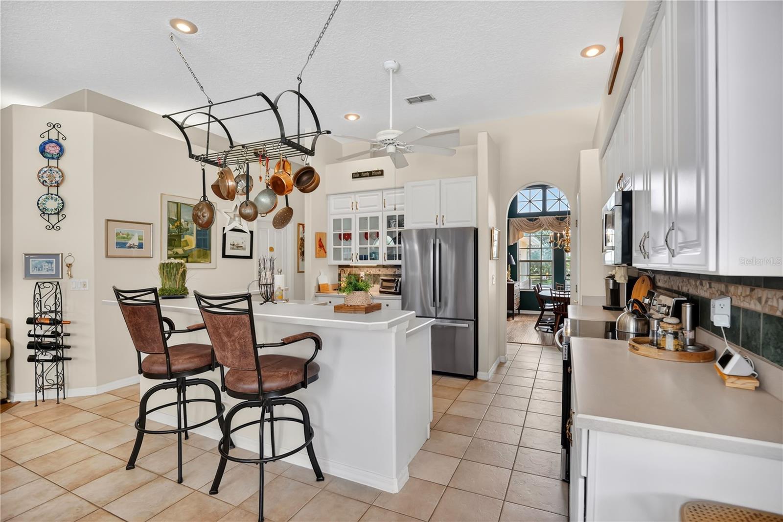 WINDSOR PLACE PH 01 - Residential