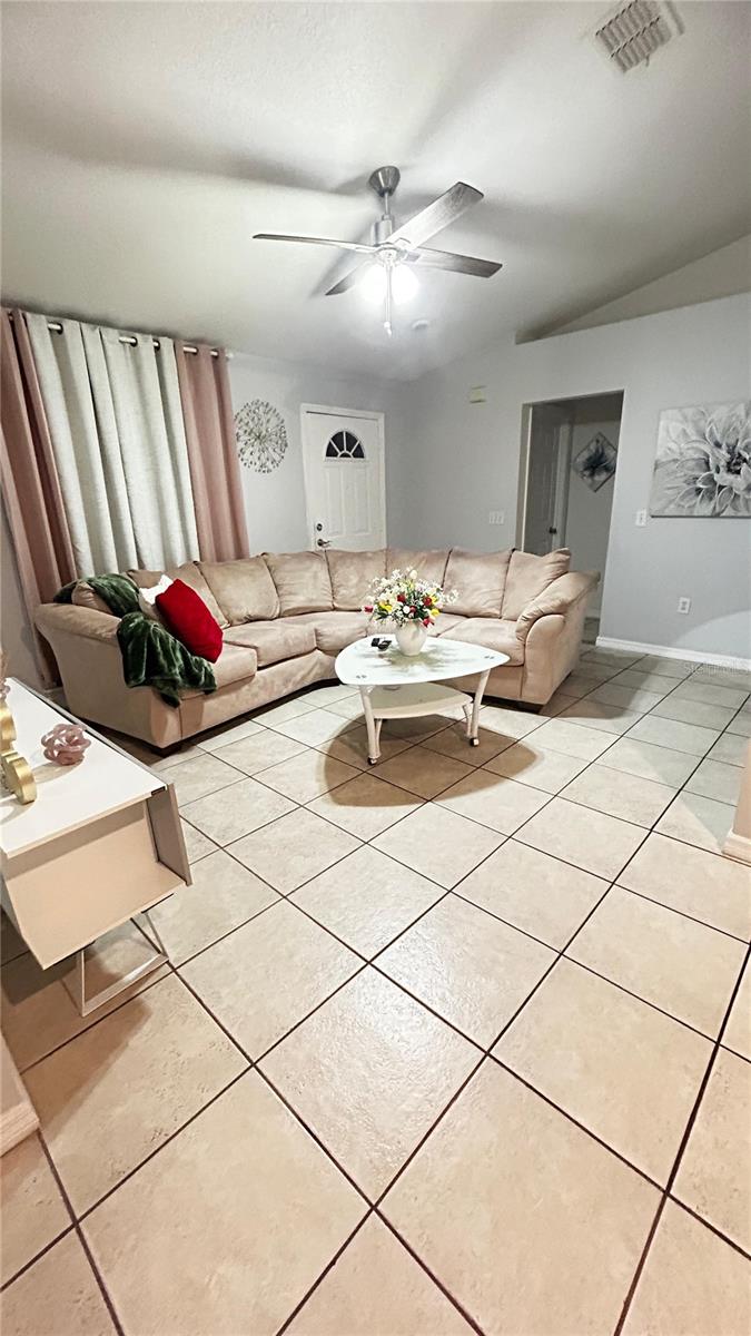 705 BLUEBILL PLACE