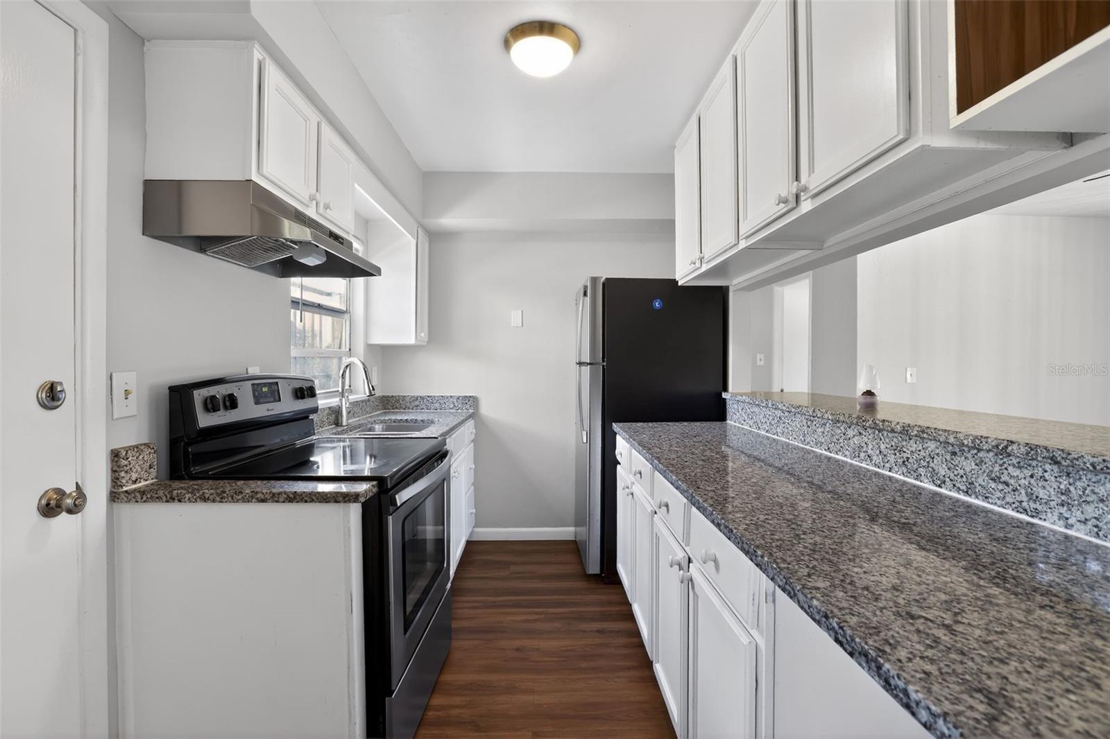 OAK TERRACE - Residential