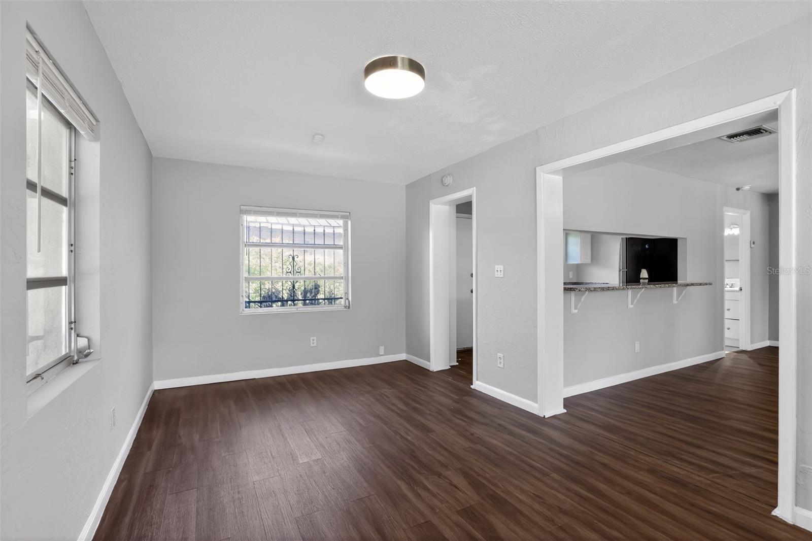 OAK TERRACE - Residential