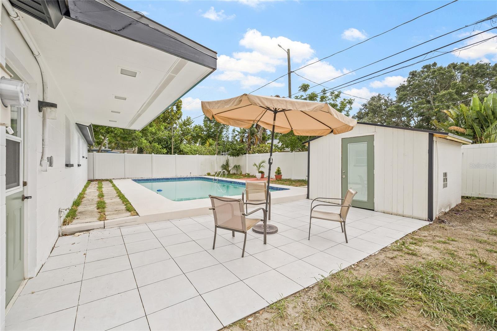 CROSS BAYOU ESTATES 5TH ADD - Residential