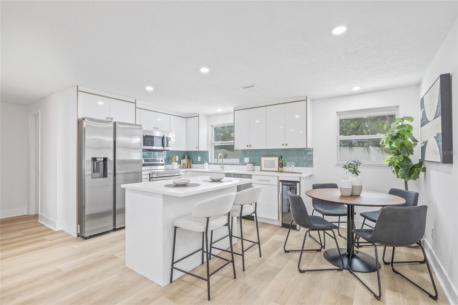 CROSS BAYOU ESTATES 5TH ADD - Residential