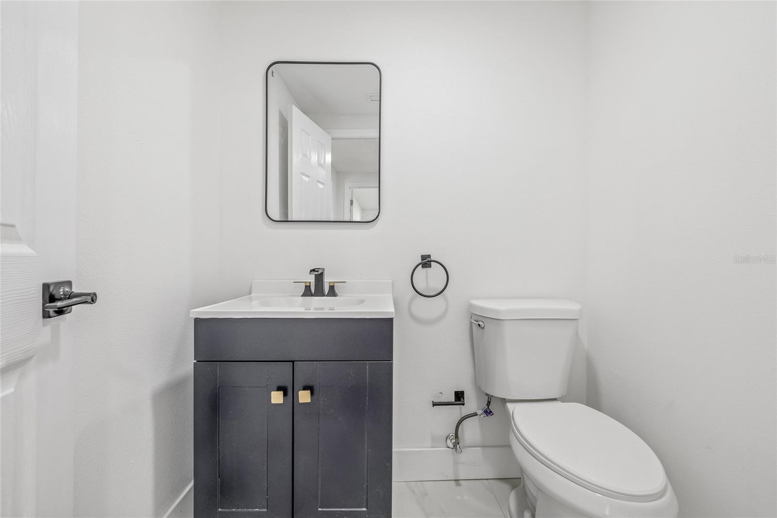 CROSS BAYOU ESTATES 5TH ADD - Residential