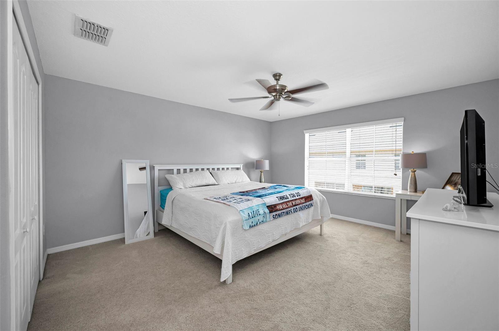 THOUSAND OAKS EAST PH V - Residential