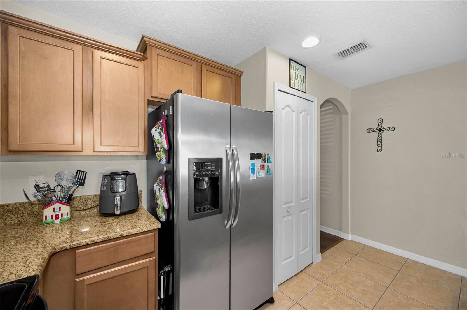 THOUSAND OAKS EAST PH V - Residential