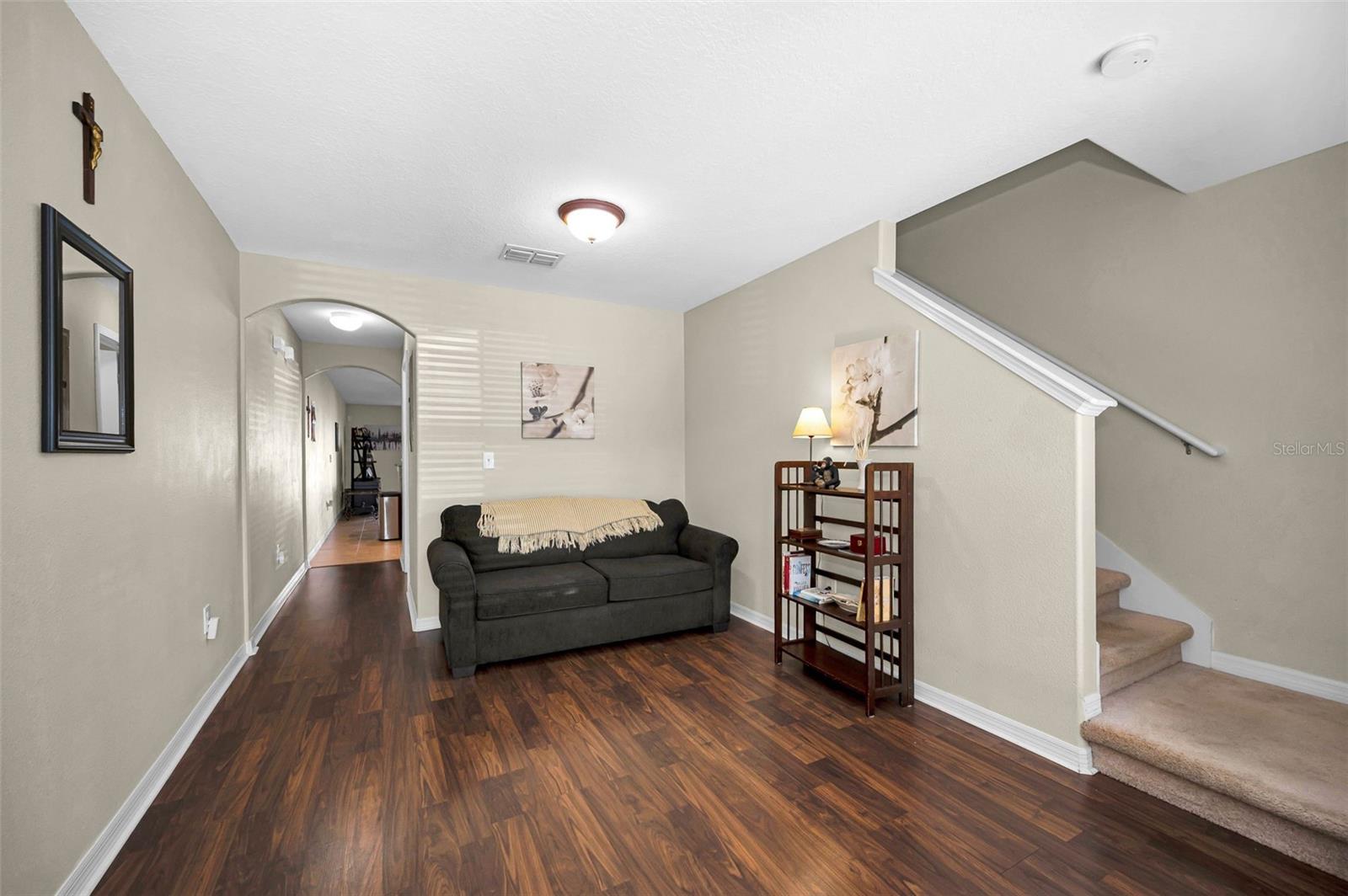 THOUSAND OAKS EAST PH V - Residential