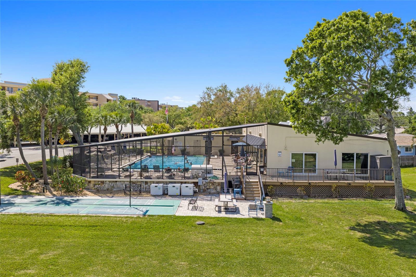 IRONWOOD FOURTEENTH - Residential