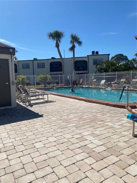A home in SEMINOLE