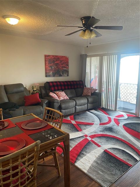 A home in SEMINOLE
