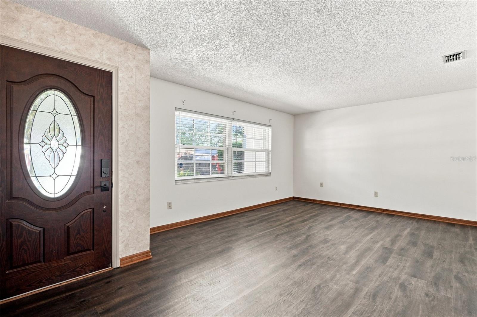 625 PEARL ROAD