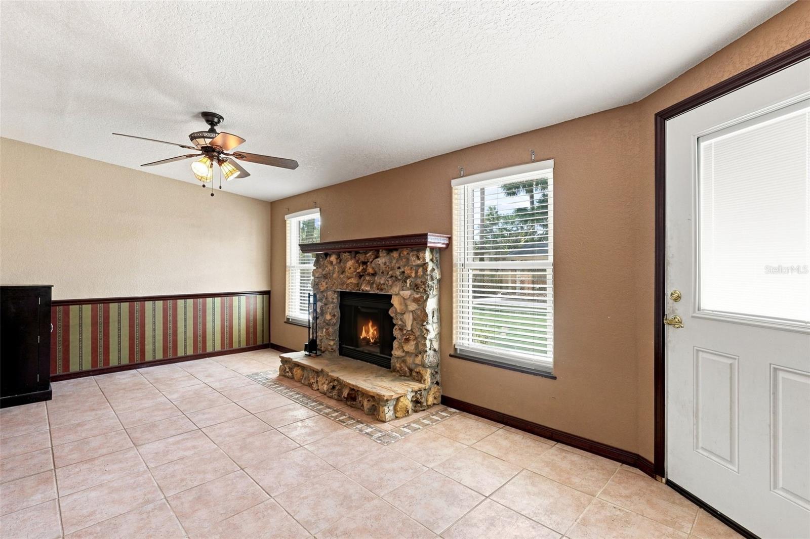 625 PEARL ROAD