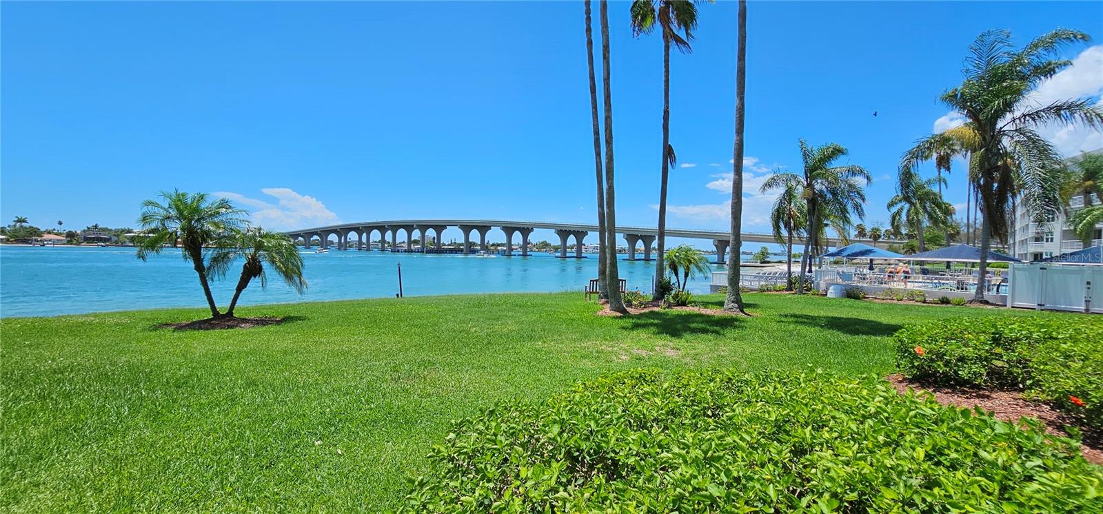 BAHIA VISTA - Residential