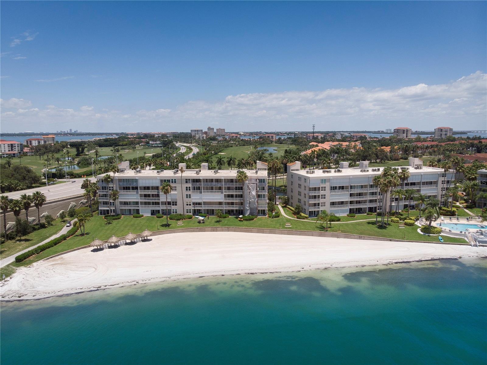 BAHIA VISTA - Residential