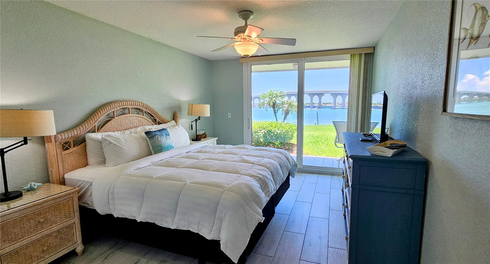 BAHIA VISTA - Residential