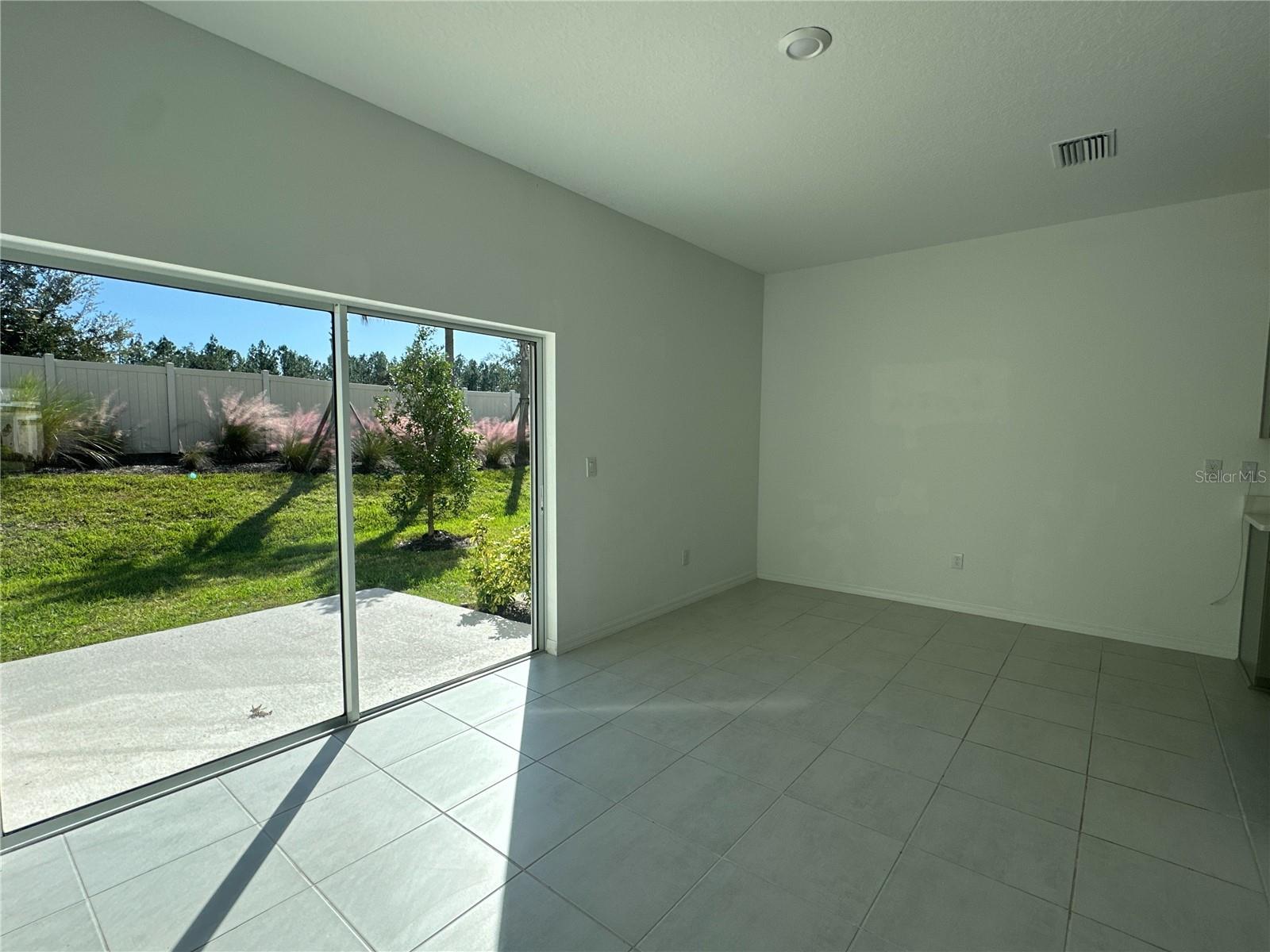 RIVER LNDG PH 2E-2F-3E - Residential Lease