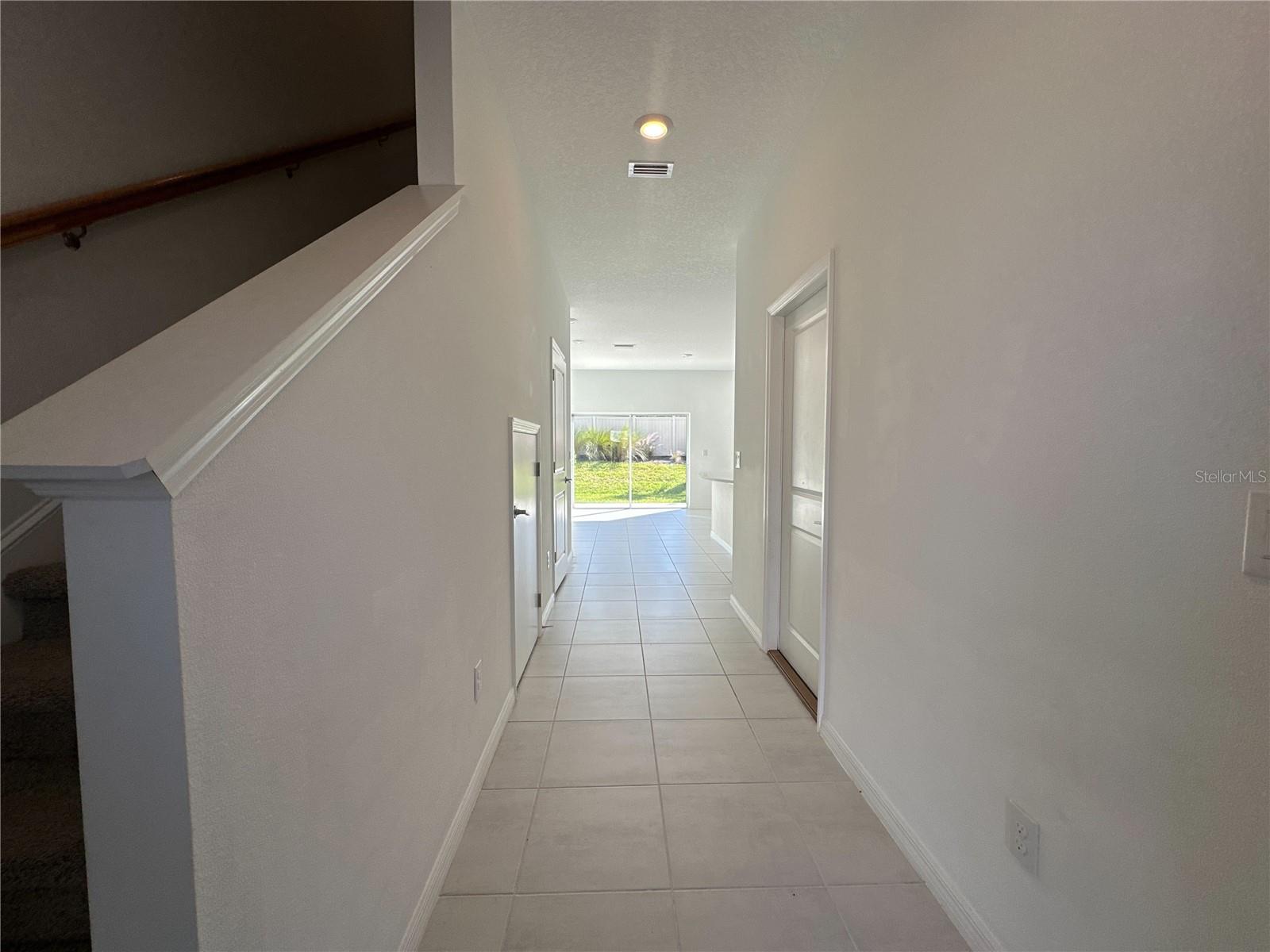 RIVER LNDG PH 2E-2F-3E - Residential Lease