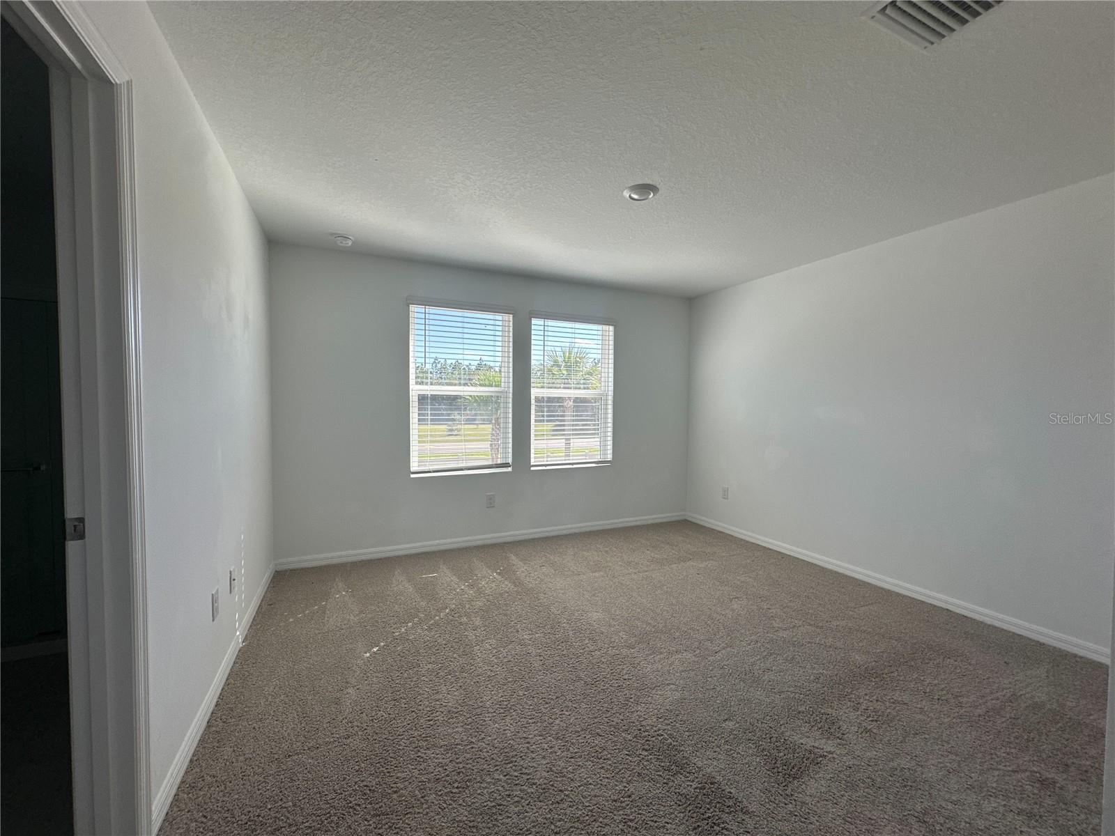 RIVER LNDG PH 2E-2F-3E - Residential Lease