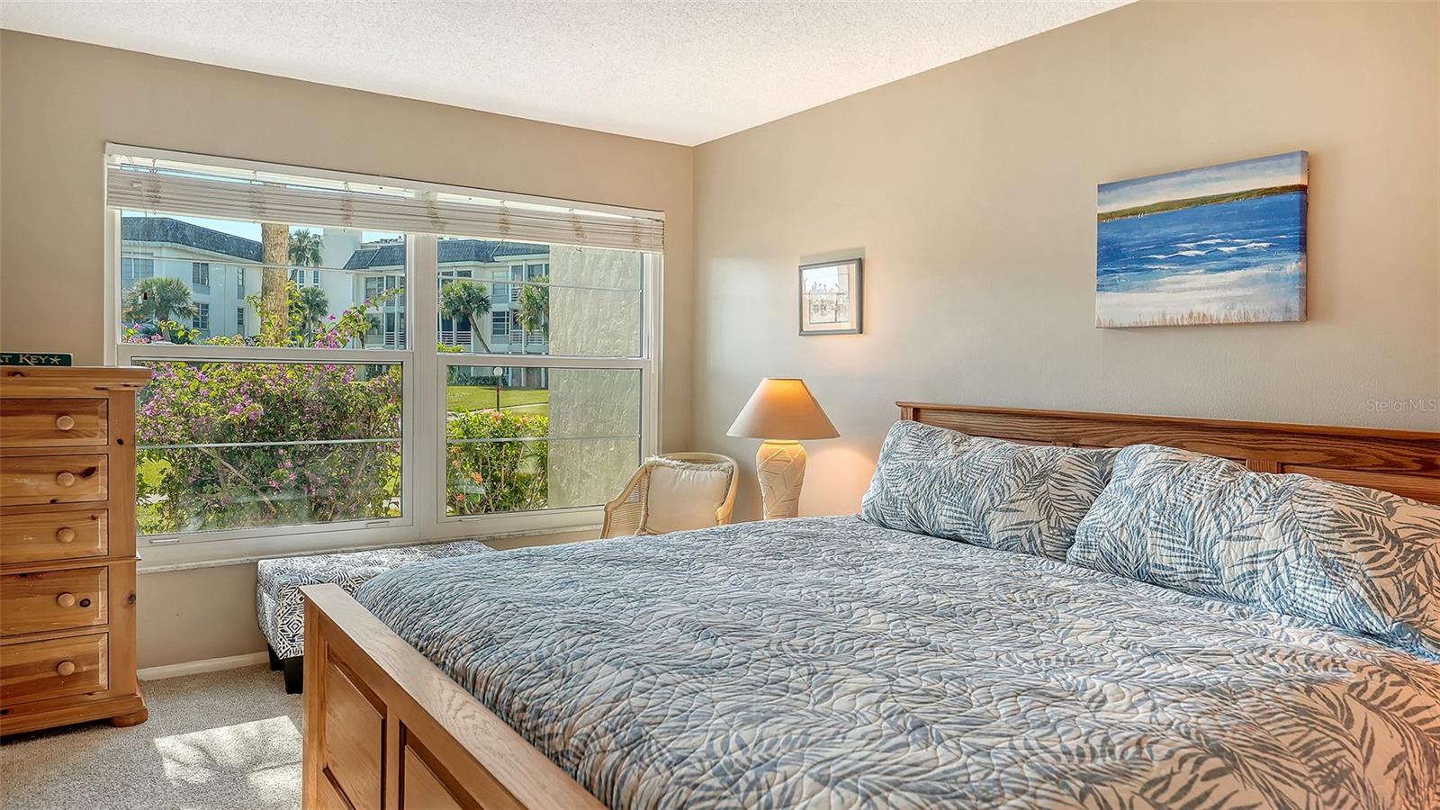 LONGBOAT HARBOUR - Residential