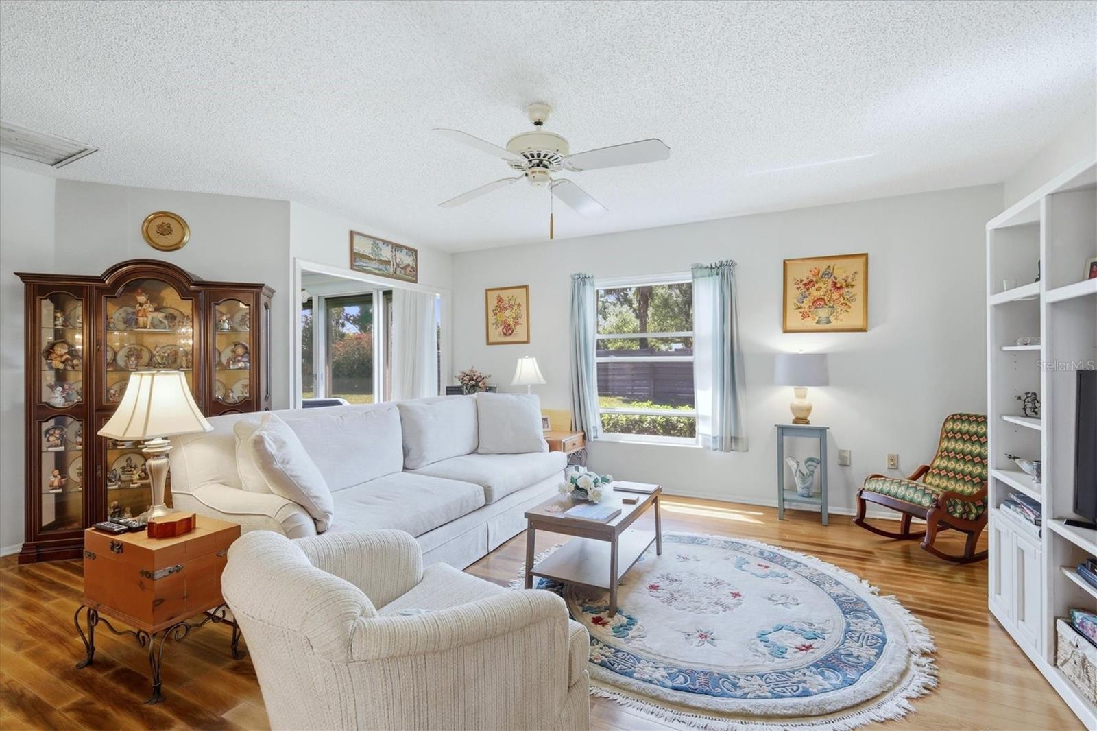 OAKHURST PH II - Residential