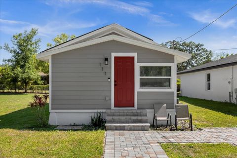 A home in DAVENPORT