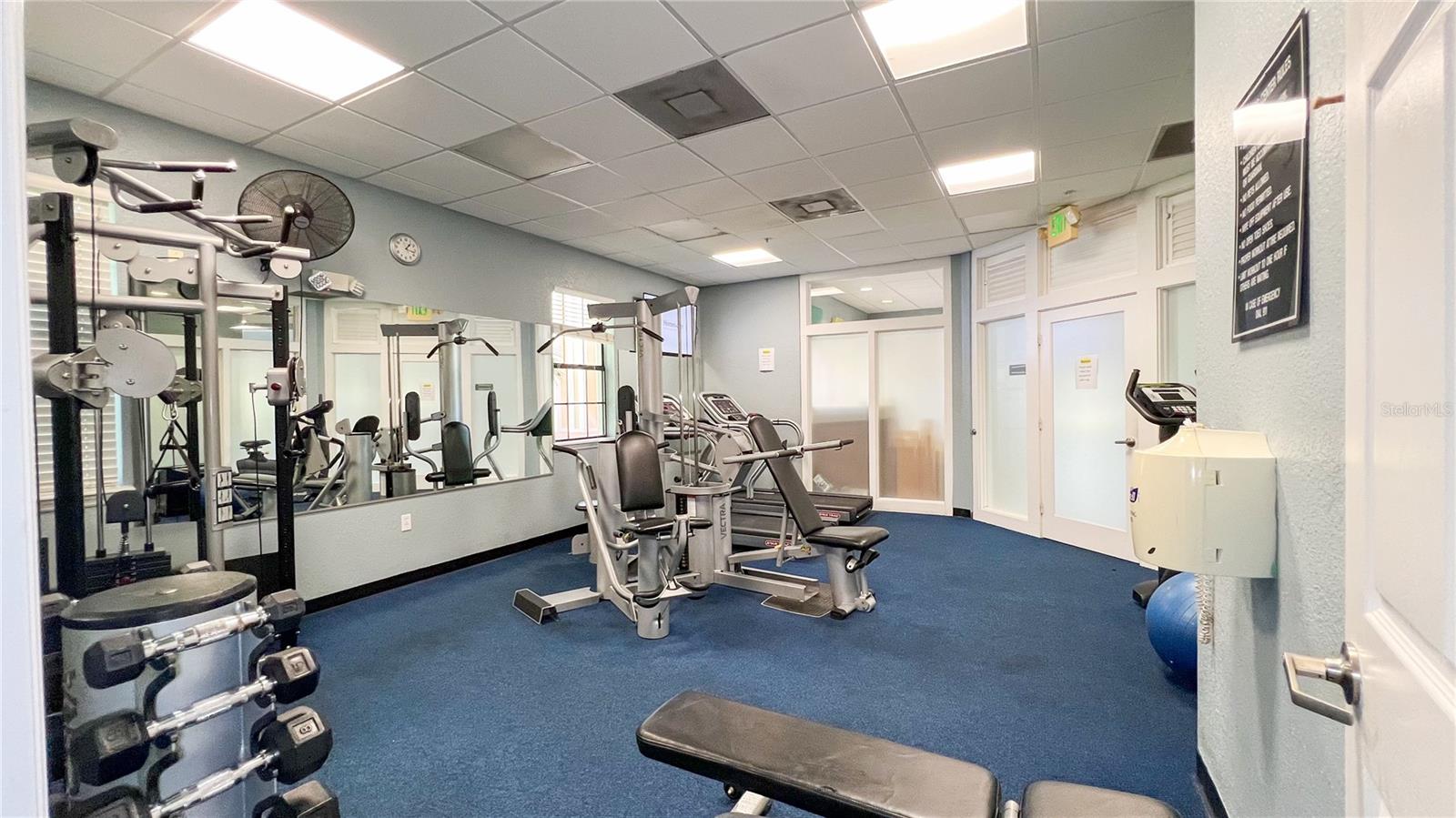 CARIBE COVE CONDO PH 4 - Residential