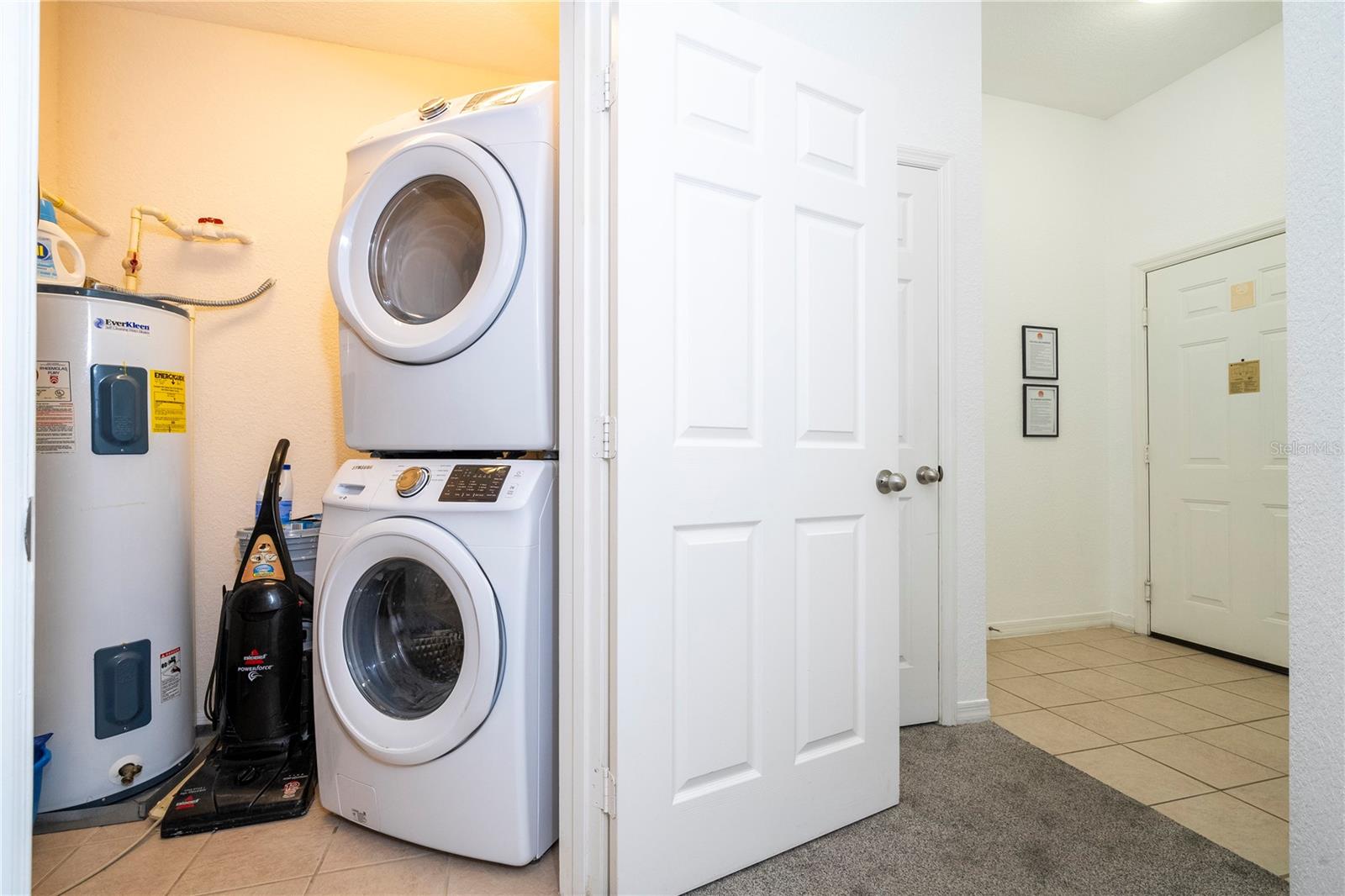 CARIBE COVE CONDO PH 4 - Residential