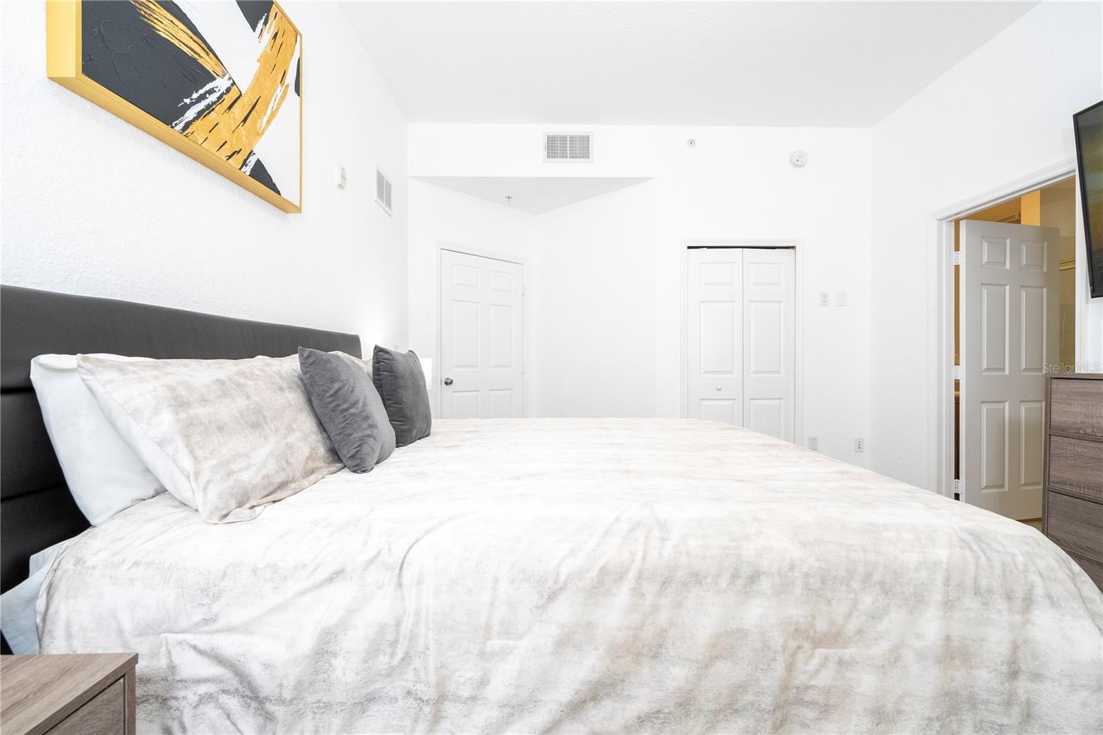 CARIBE COVE CONDO PH 4 - Residential