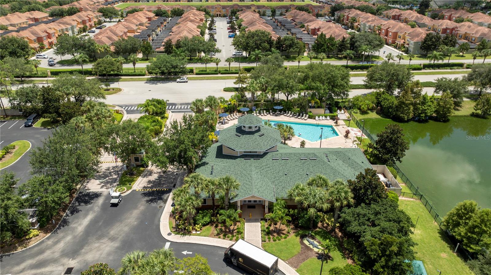 CARIBE COVE CONDO PH 4 - Residential