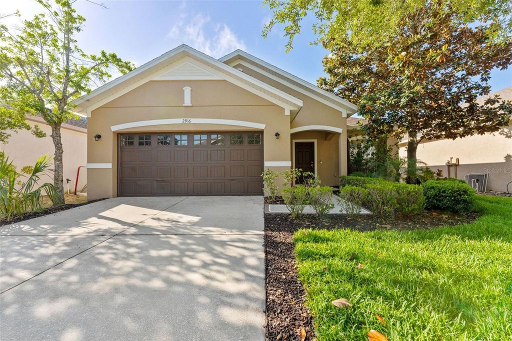 Photo of 2916 Winglewood Circle, Lutz, FL 33558 (MLS # TB8503322)
