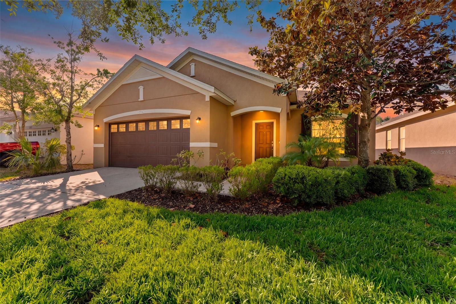 2916 WINGLEWOOD CIRCLE