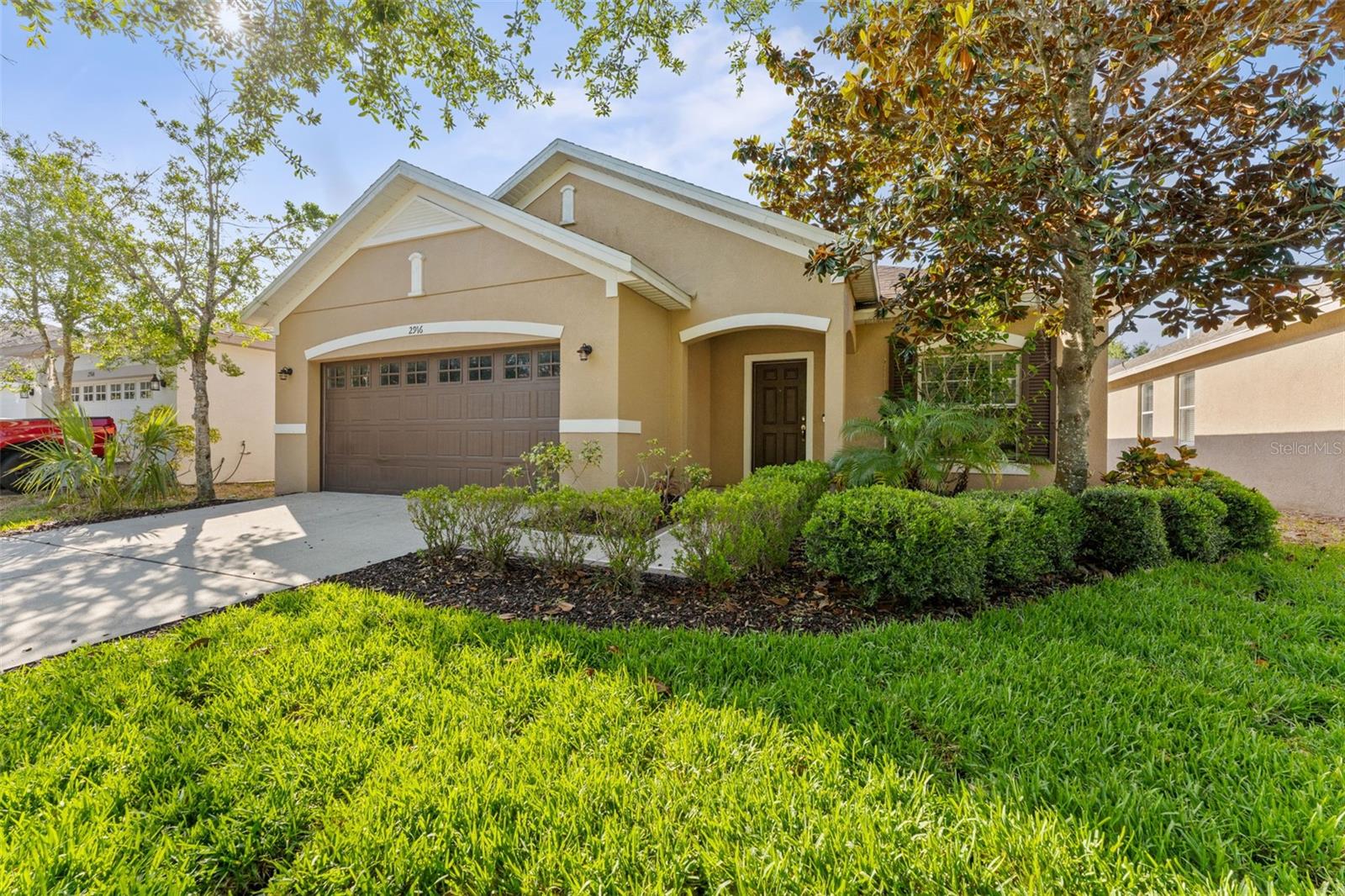 2916 WINGLEWOOD CIRCLE
