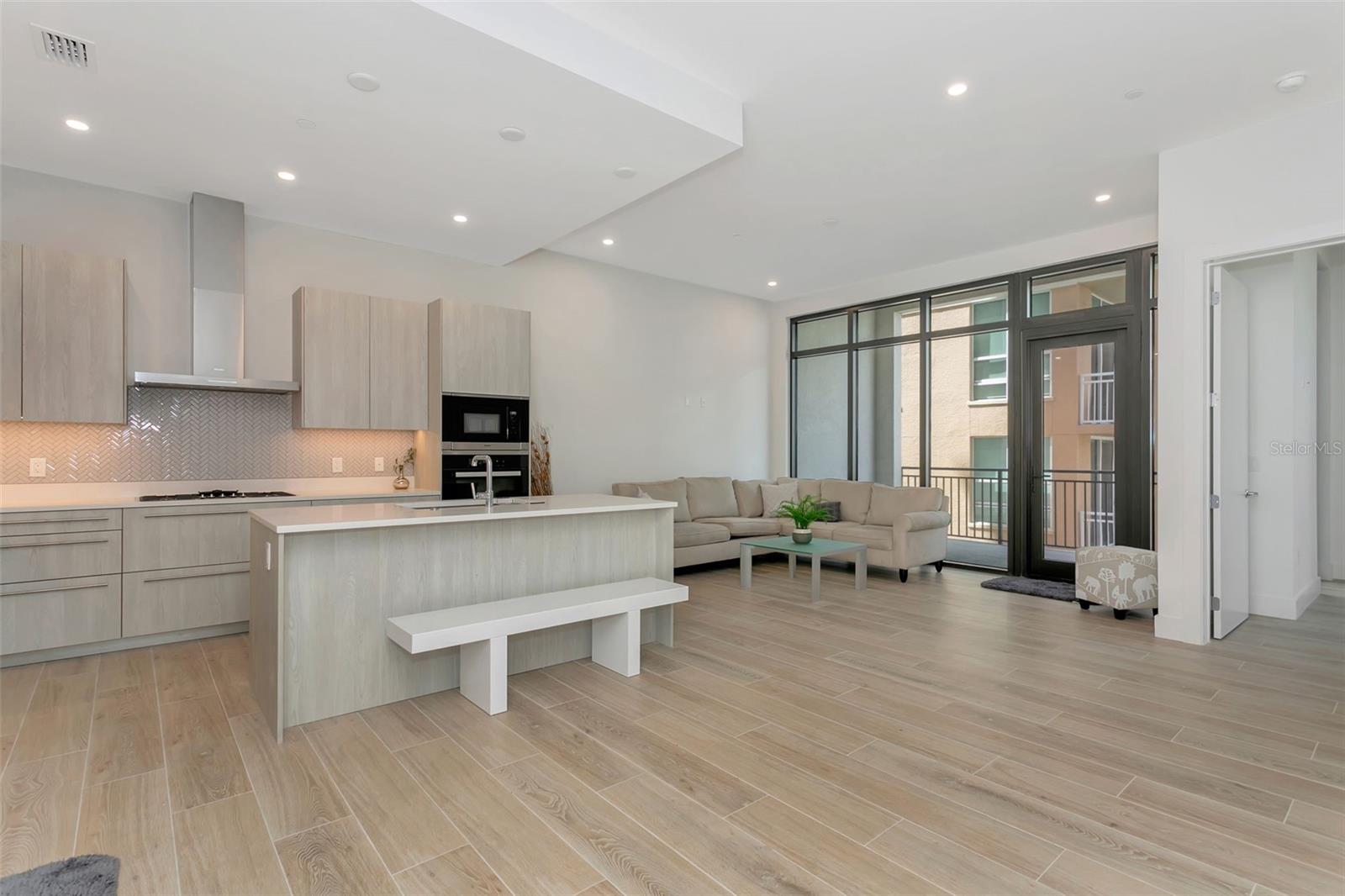 33 S PALM AVENUE 1202