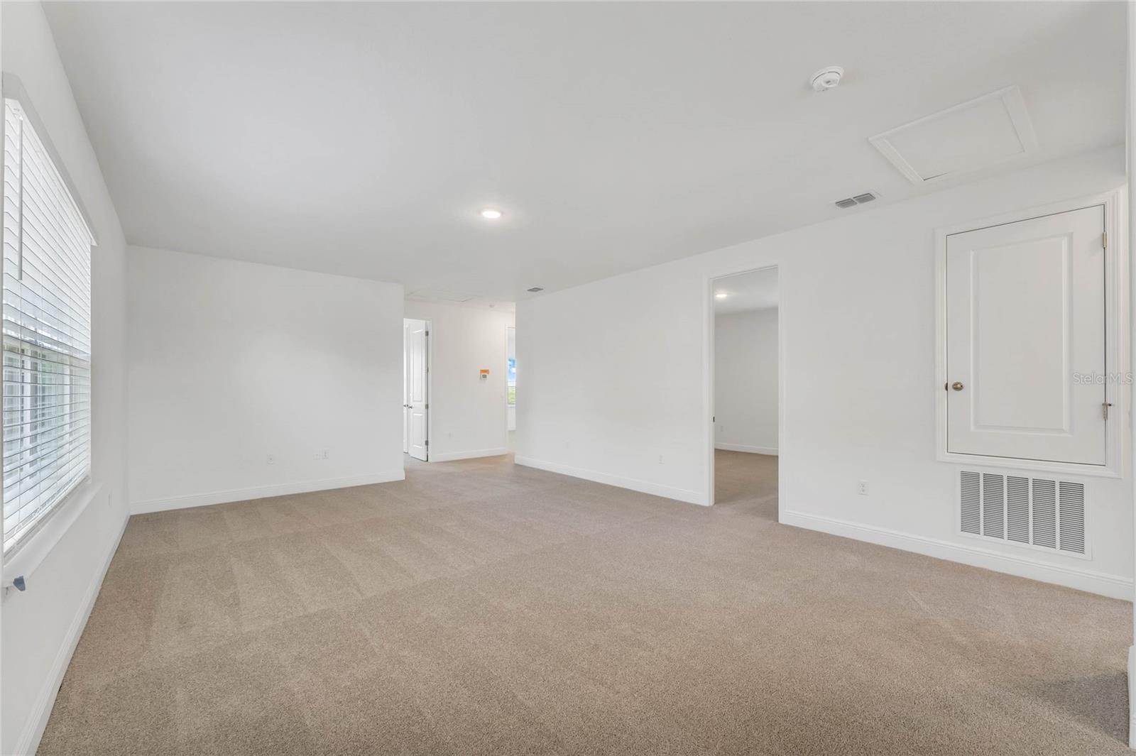 BELLA COLLINA WEST SUB - Residential Lease