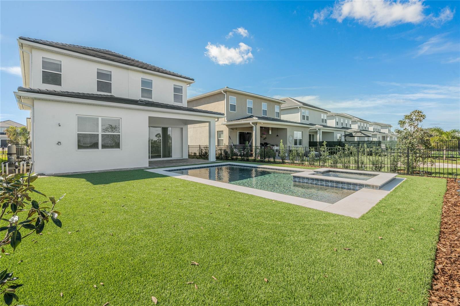 BELLA COLLINA WEST SUB - Residential Lease