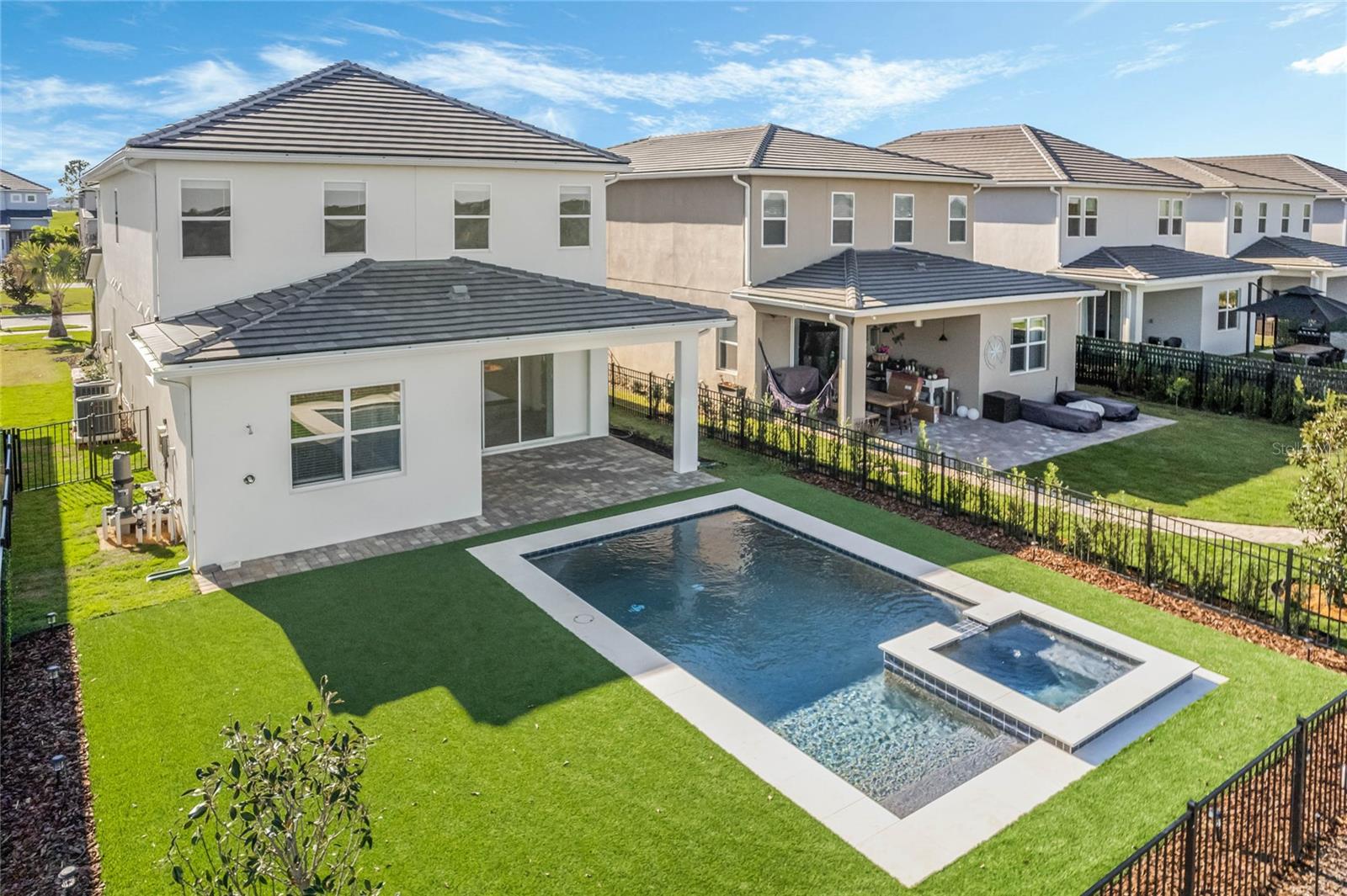 BELLA COLLINA WEST SUB - Residential Lease