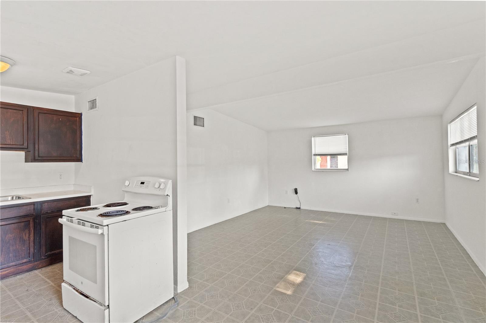 REGENT PARK - Residential