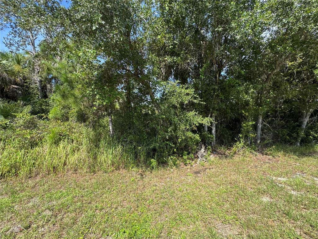 Photo of 7 Gascom Street, North Port, FL 34288 (MLS # C7529769)