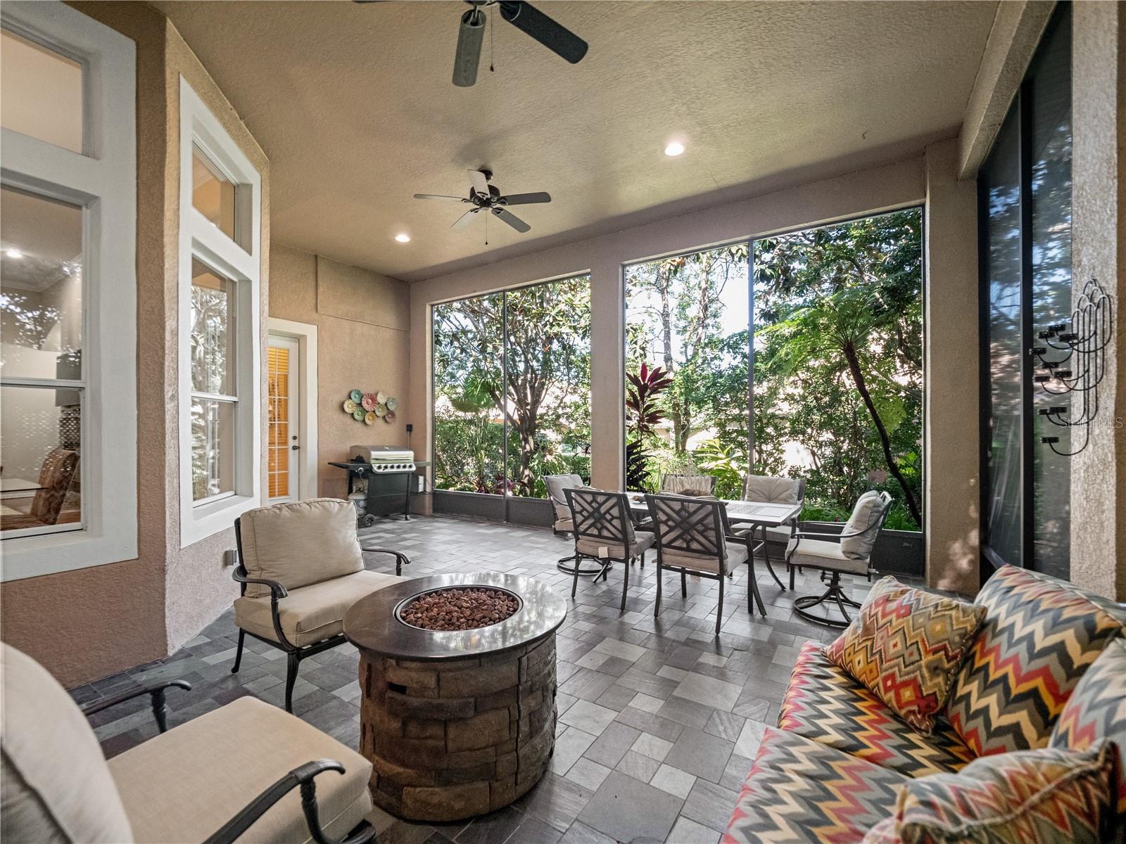 1210 PALLISTER LANE