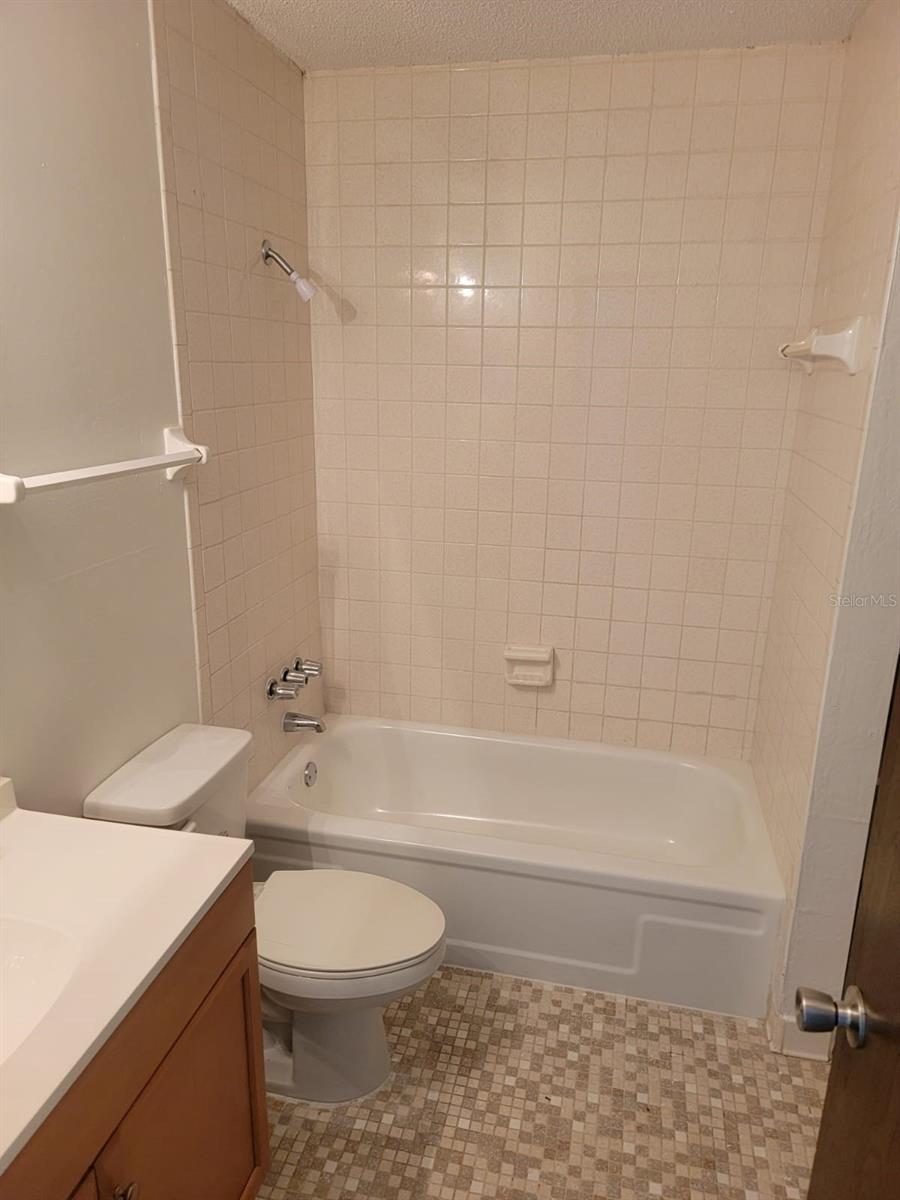 MASON & CARSWELLS HOLLY HIL - Residential Lease