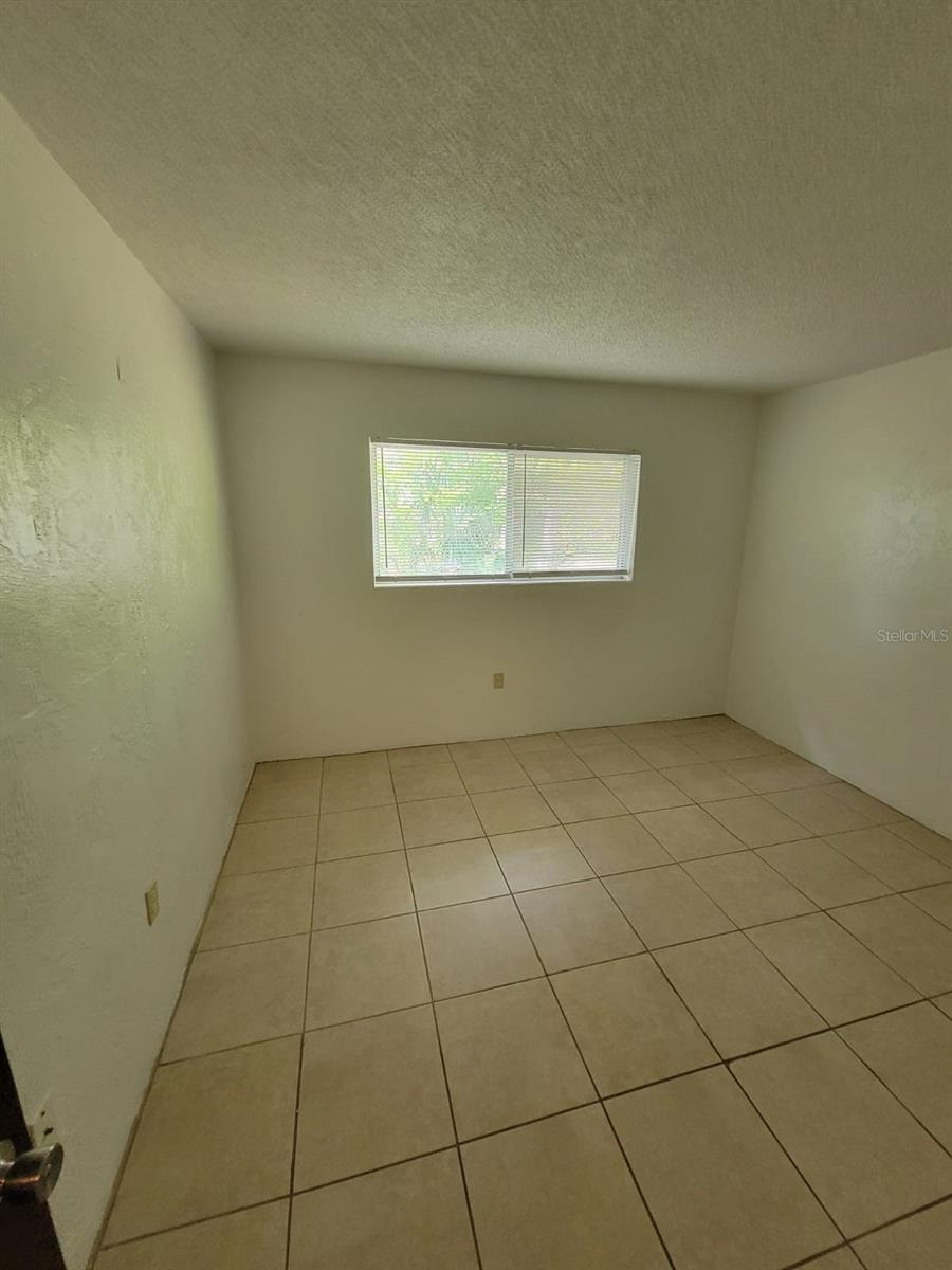 MASON & CARSWELLS HOLLY HIL - Residential Lease