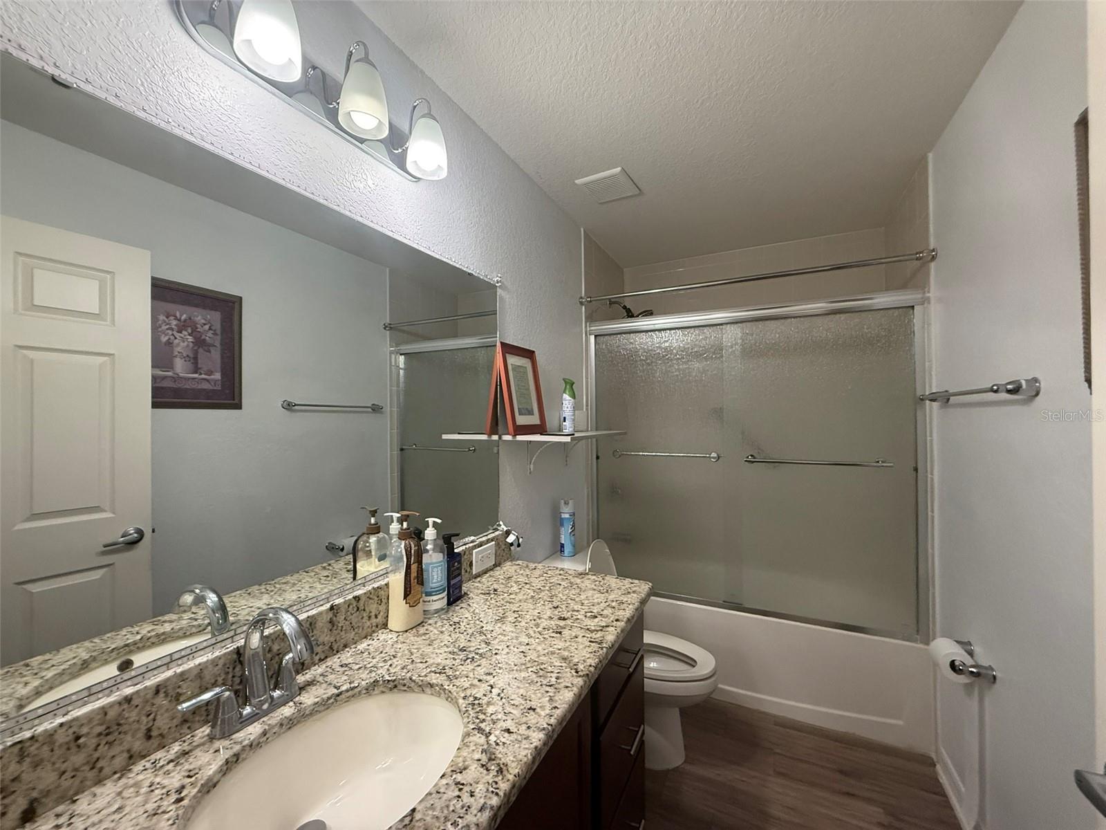 HIGHLAND MDWS 4B - Residential Lease