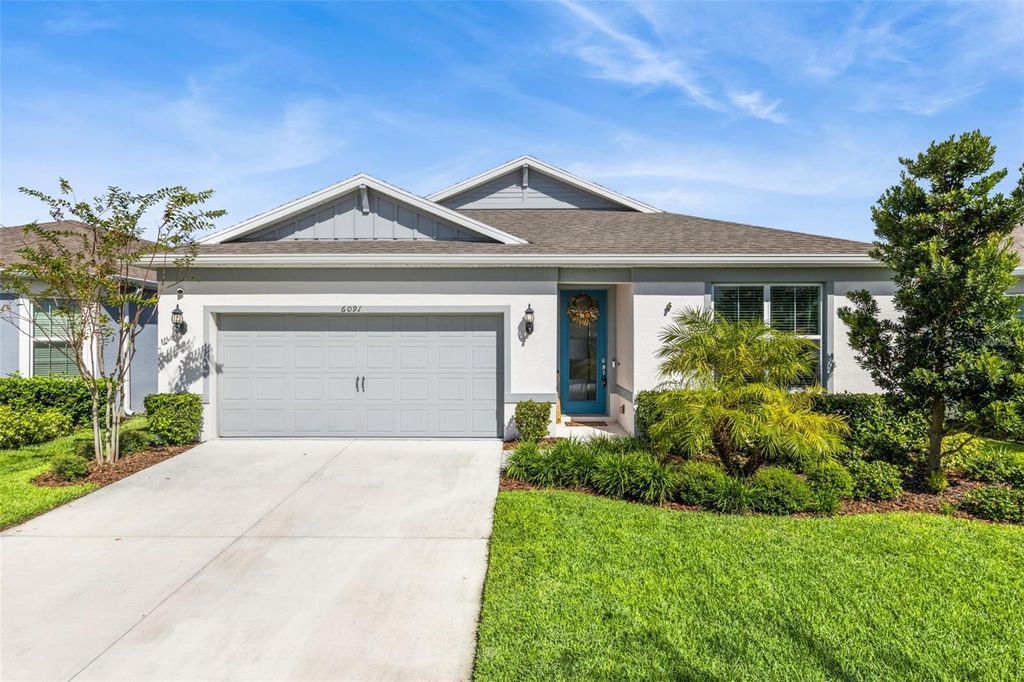 Photo of 6091 Forest Perch Drive, Saint Cloud, FL 34771 (MLS # O6353717)