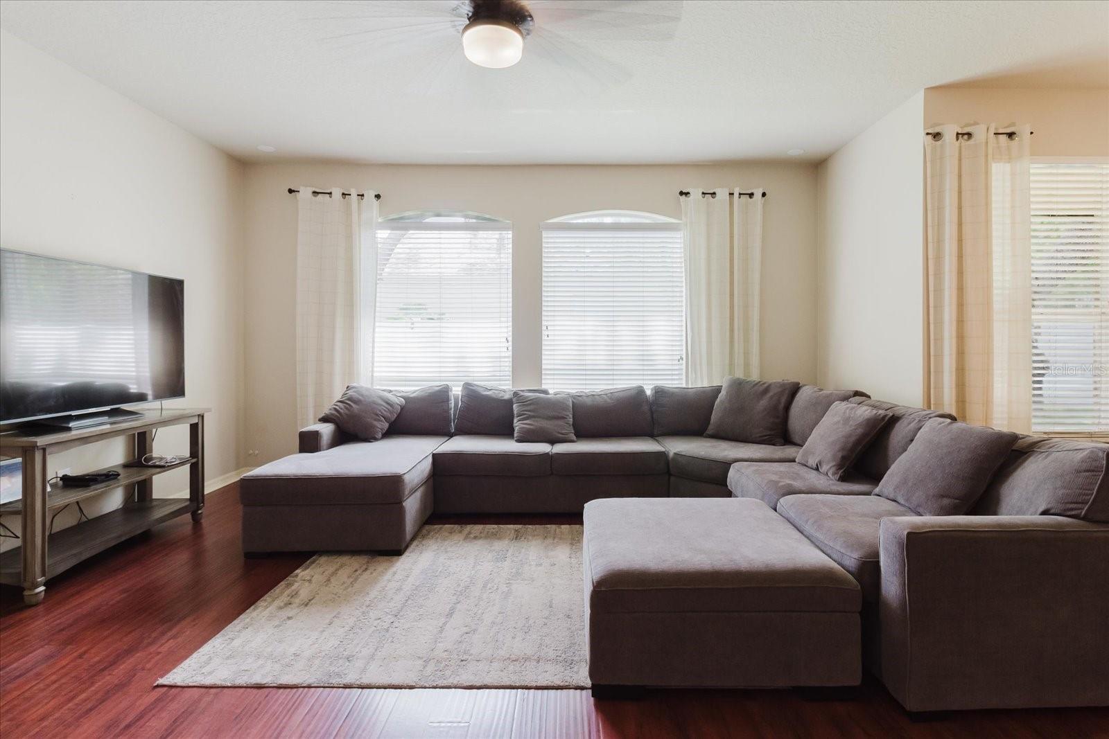 12506 SAFARI LN