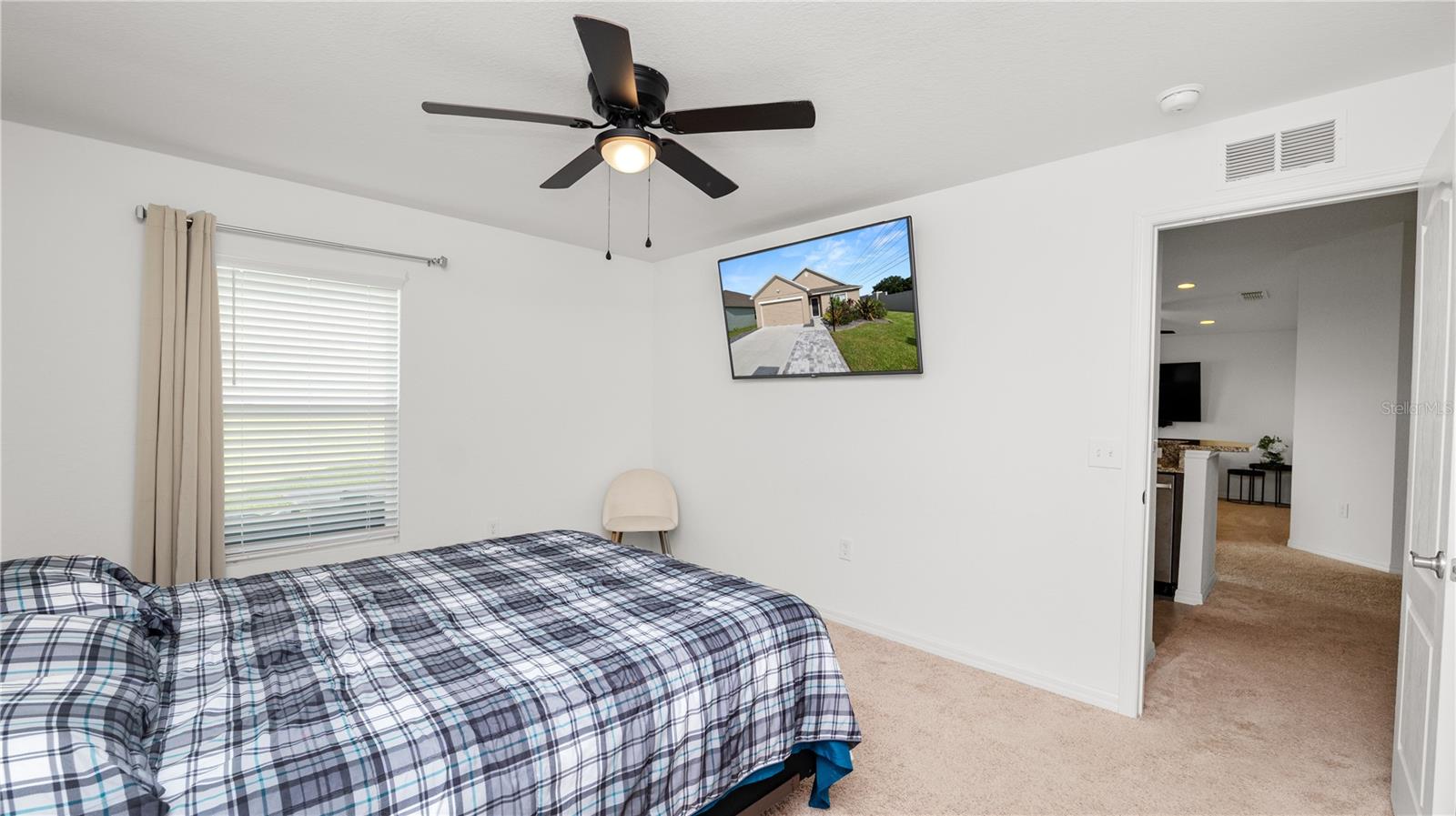 EAGLE POINTE/LAKELAND - Residential